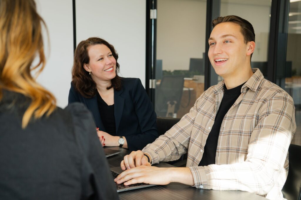 Buro Aangenaam: Boost vacatureteksten met psychosociale voordelen