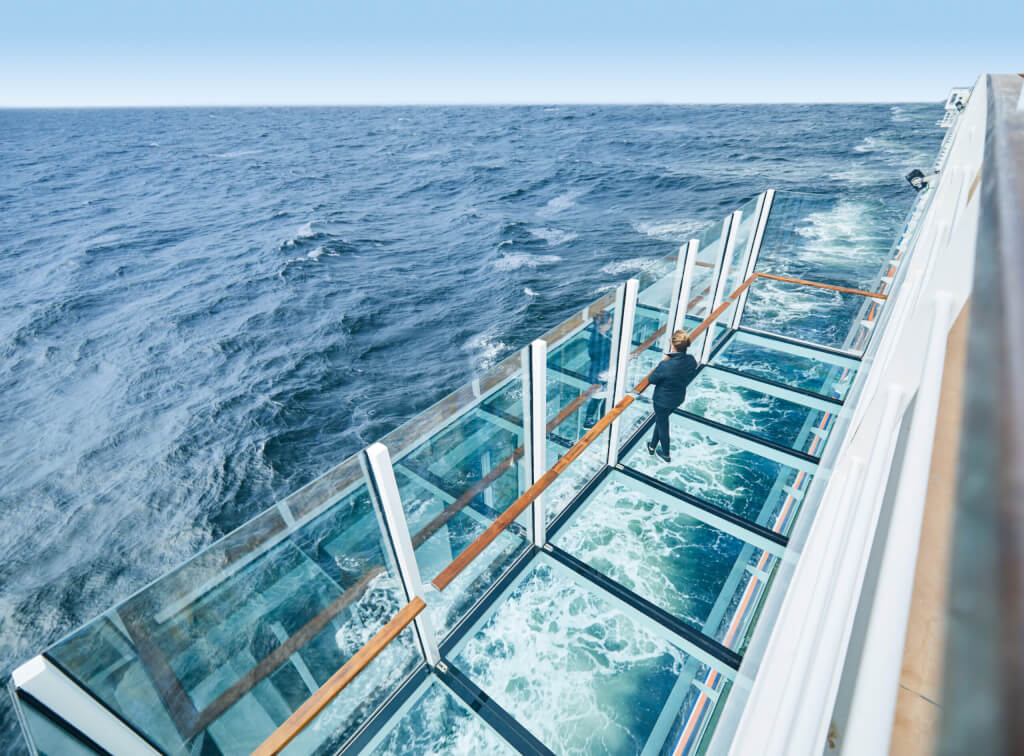 Hapag-Lloyd Cruises, Hanseatic Nature [ (c) Hapag-Lloyd-Kreuzfahrten,Alle Bilder zur honorarfreien Nutzung mit dem vollständigen Bildnachweis "Hapag-Lloyd Cruises / Christian Wyrwa"  » Die Bilder dürfen nur im Rahmen einer Berichterstattung über Hapag-Lloyd Cruises verwendet werden, All Photos intended for editorial use. All image use free of charge. Photocredit: Hapag-Lloyd Cruises / Christian Wyrwa. ]