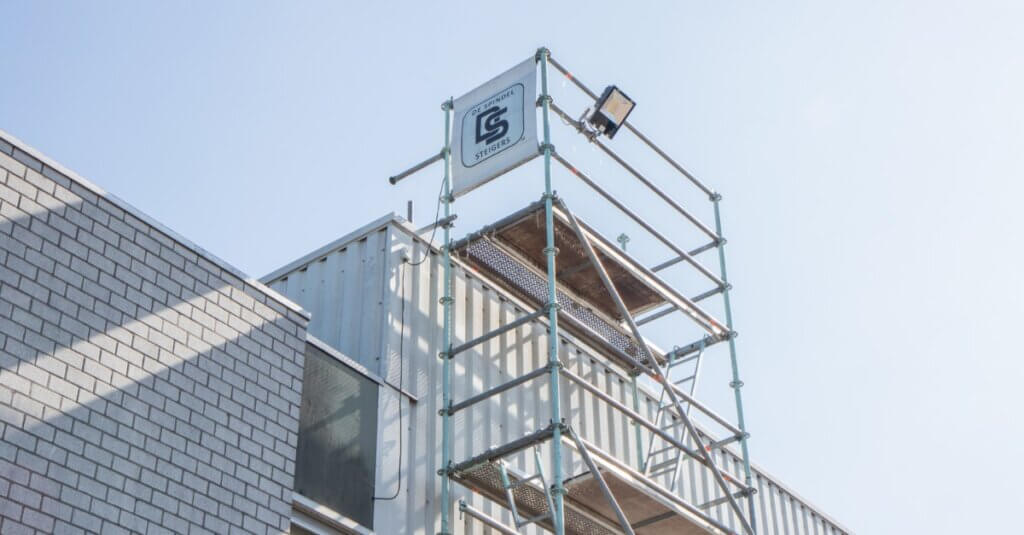 de spindel steigers LED verlichting buiten